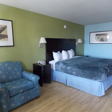 Augusta Best Inn Екстер'єр фото